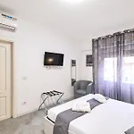 4th Level Apartman